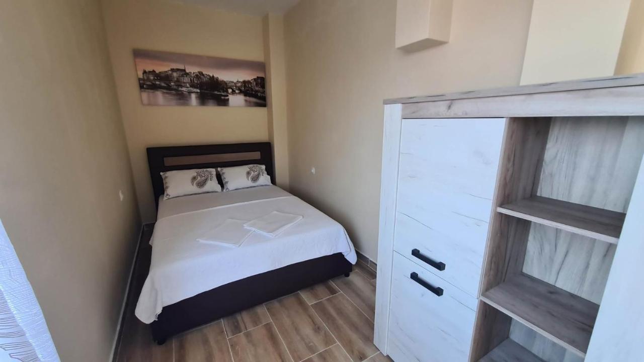 Apartments Ivetic Котор Екстер'єр фото