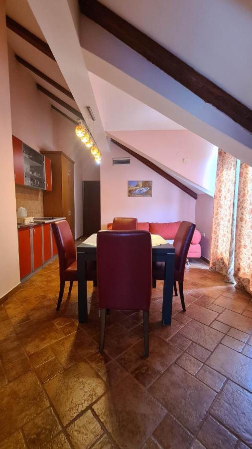 Apartments Ivetic Котор Екстер'єр фото