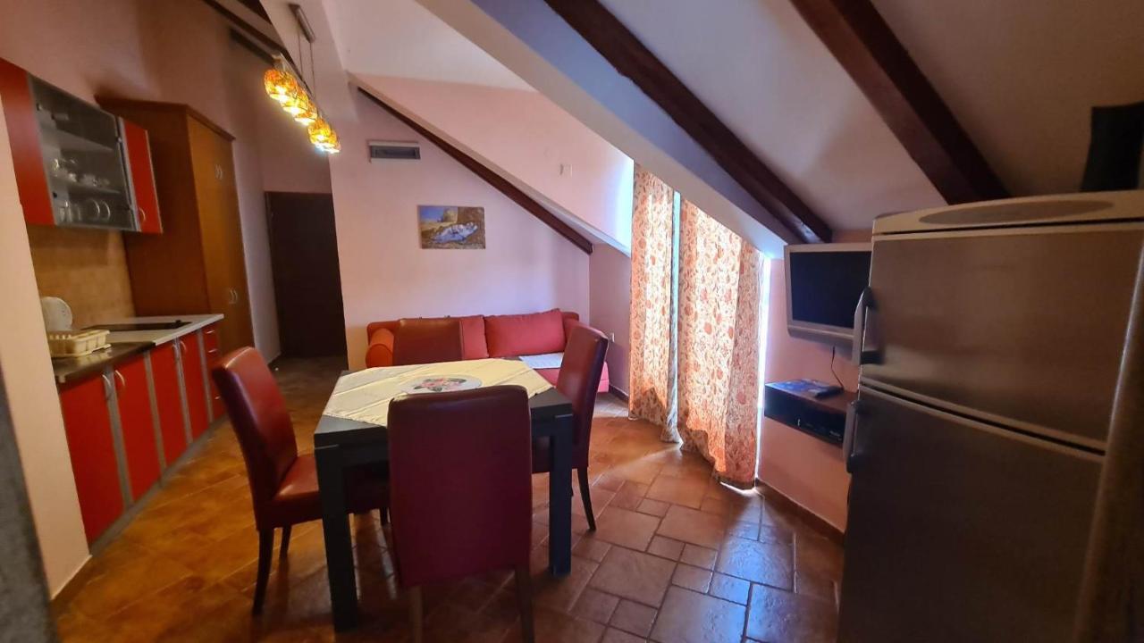 Apartments Ivetic Котор Екстер'єр фото